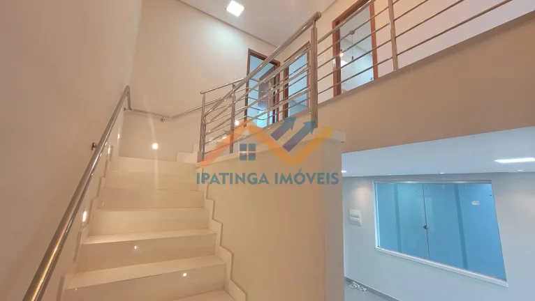 Imagem Casa Duplex no bairro Caravelas - Ipatinga