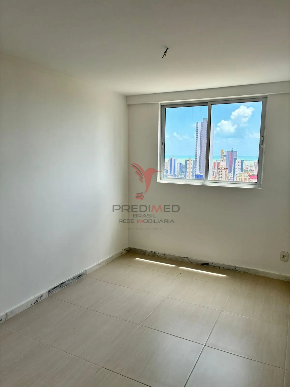 Imagem Apartamento com 3 Quartos , sendo 2 Suites, 2 Vagas de Garagem no Brisamar, João Pessoa