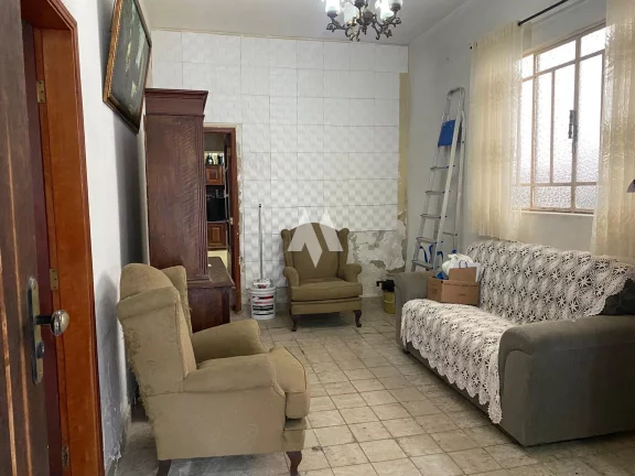 Imagem Casa à venda com 3 dormitórios e edícula no bairro Aparecida de Santos/SP