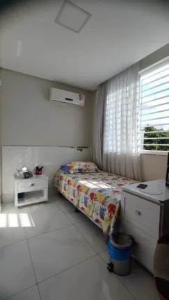 Imagem Casa para venda no Horto Florestal com piscina privativa - Sim