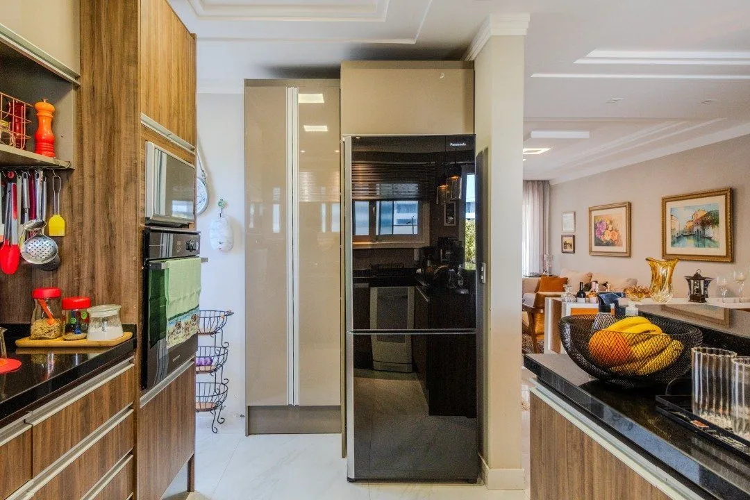 Imagem Casa de Condomínio com Arquitetura Exclusiva e Ambientes Sofisticados