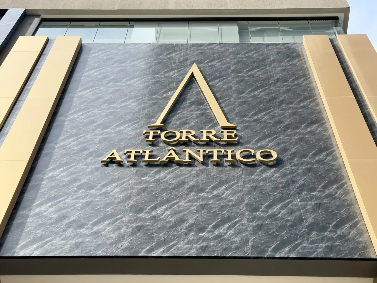 Imagem Apartamento à venda com 136m2 por R$ 2.200.000,00