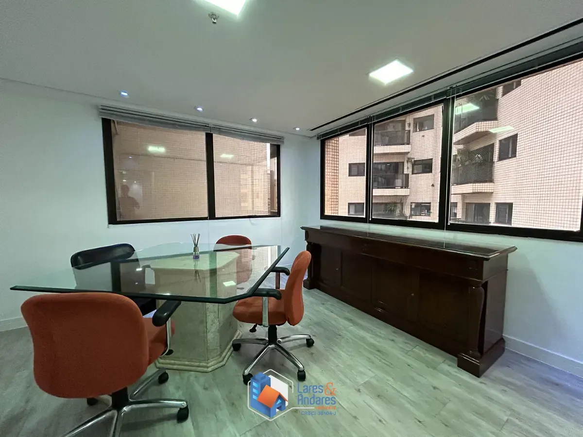 Imagem Conjunto comercial para venda em Vila Olímpia, 64m²