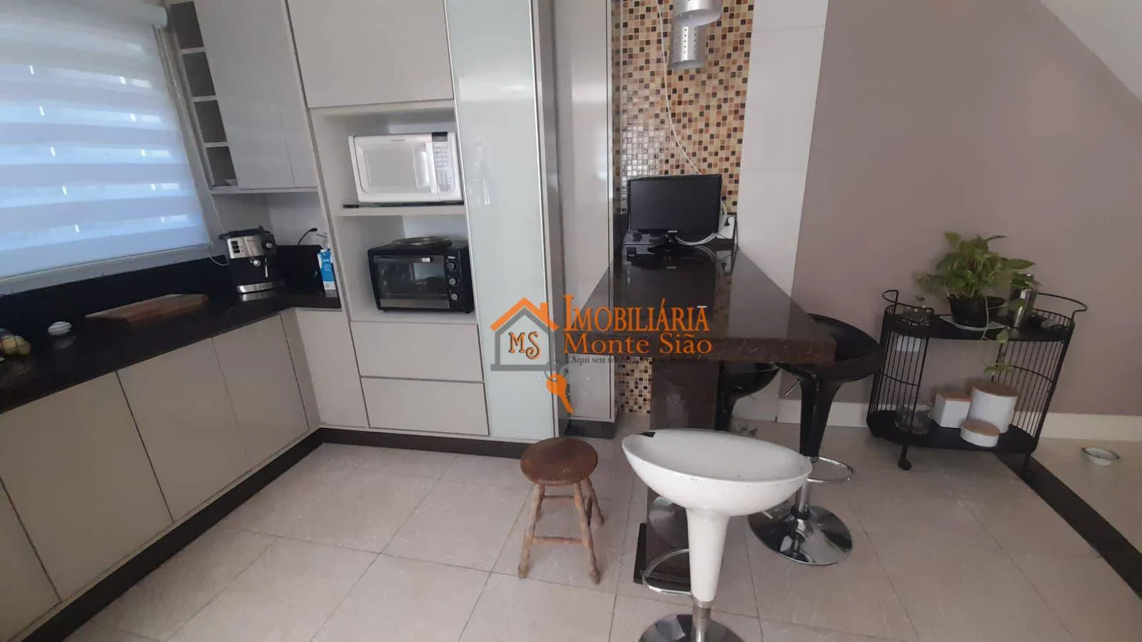 Imagem Sobrado com 3 dormitórios à venda, 380 m² por R$ 1.100.000,00 - Jardim Santa Clara - Guarulhos/SP