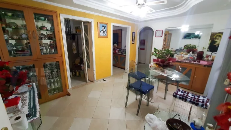 Foto do imóvel Casa em condomínio de 2 dormitórios sendo 1 suíte, 2 banheiros, 1 vaga, com 78m² no Taboão, São Bernardo do Campo