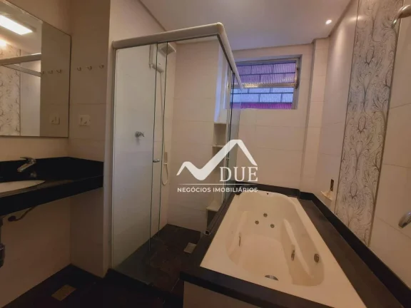 Imagem Apartamento com 3 quartos, ampla cozinha, vaga demarcada à venda, 135 m² por R$ 690.000 - José Menino - Santos/SP