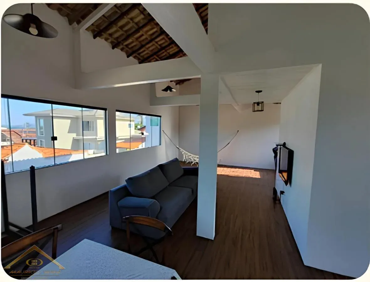 Imagem Casa em Condomínio para Venda em São Pedro da Aldeia / RJ no bairro Balneário São Pedro