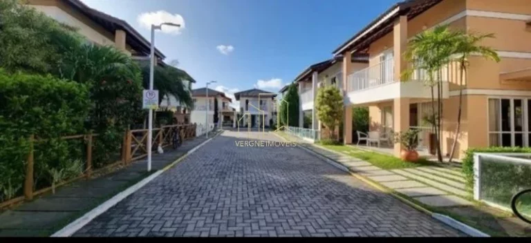 Foto do imóvel Excelente casa duplex em condomínio fechado com três suítes e área gourmet a venda em Stella Maris Salvador