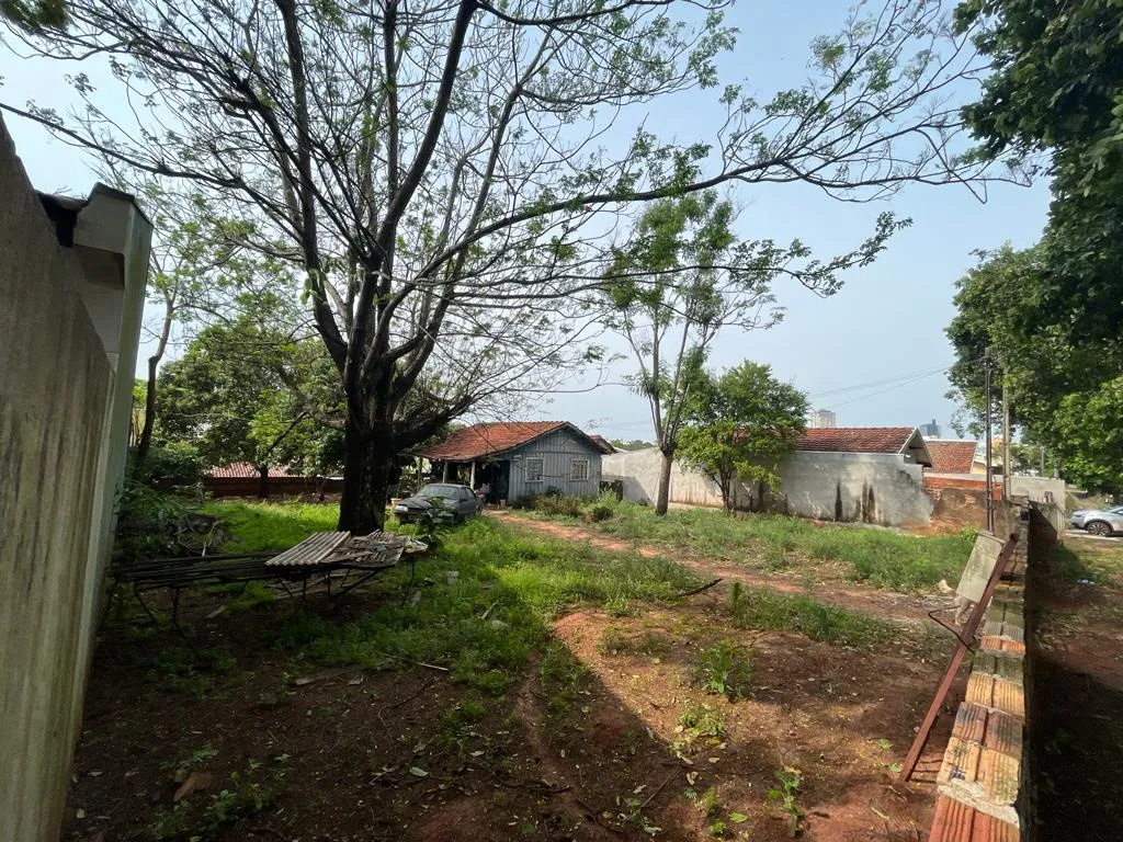 Imagem Terreno 679m Umuarama-PR 194