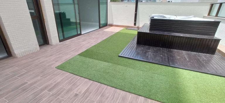Imagem Apartamento à venda, 3 dormitórios (2 suítes), jacuzzi terraço com vista mar, 2 vagas, 170m2 privativos e 219m2 total. Agronômica, Florianópolis, SC