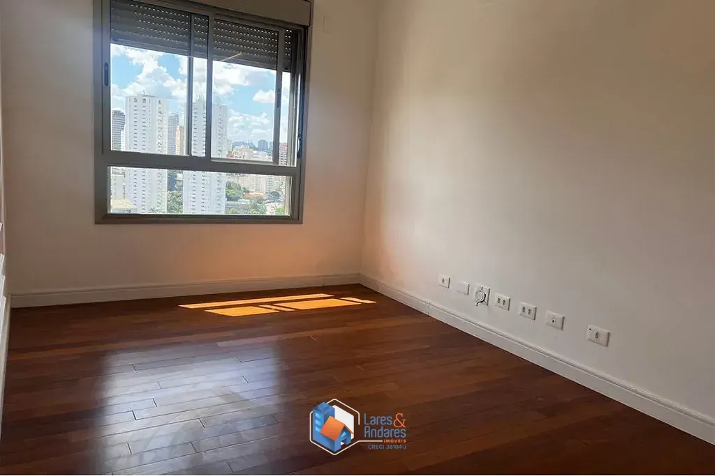 Imagem Apartamento à venda 3 Quartos 3 Suites 4 Vagas 252M² Real Parque São Paulo - SP