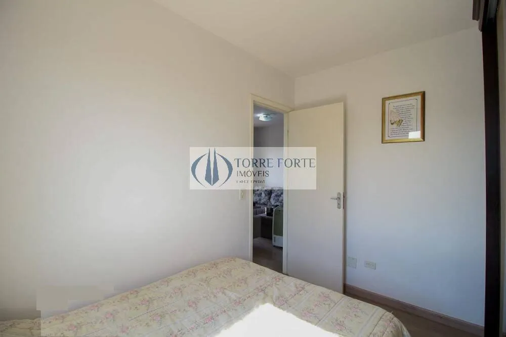 Imagem Apartamento com 2 dormitorios , varanda e 1 vaga em Itaquera .