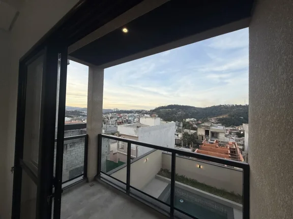 Imagem Casa com Salão de Festas e Piscina Aquecida no Nova Jaguari