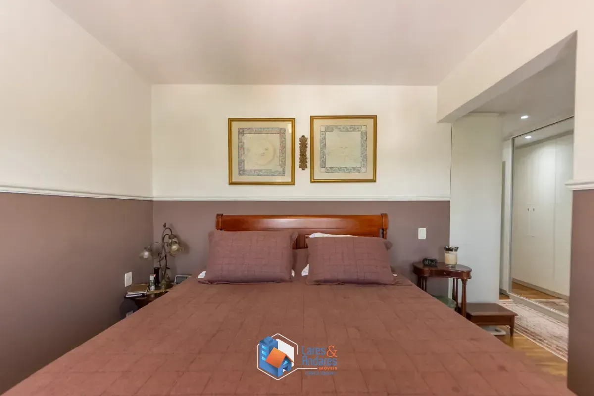 Imagem Cobertura para venda em Chácara Santo Antônio (Zona Sul) com 3 quartos, sendo 3 suítes, 285m²