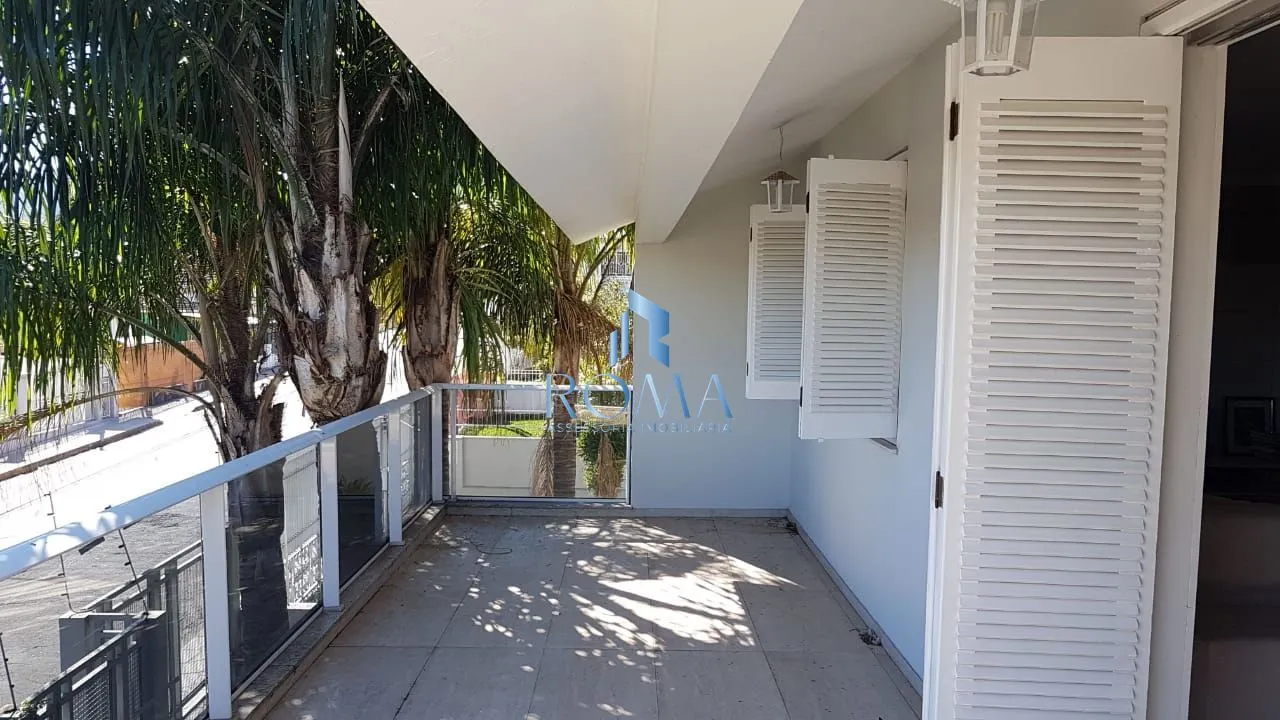 Imagem Casa 4 dormitórios à venda Nossa Senhora do Perpétuo Socorro Santa Maria/RS