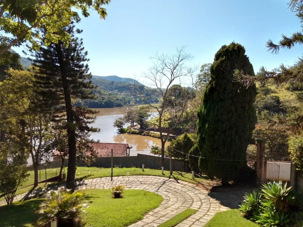 Imagem Sítio para Venda em Petrópolis / RJ no bairro Posse