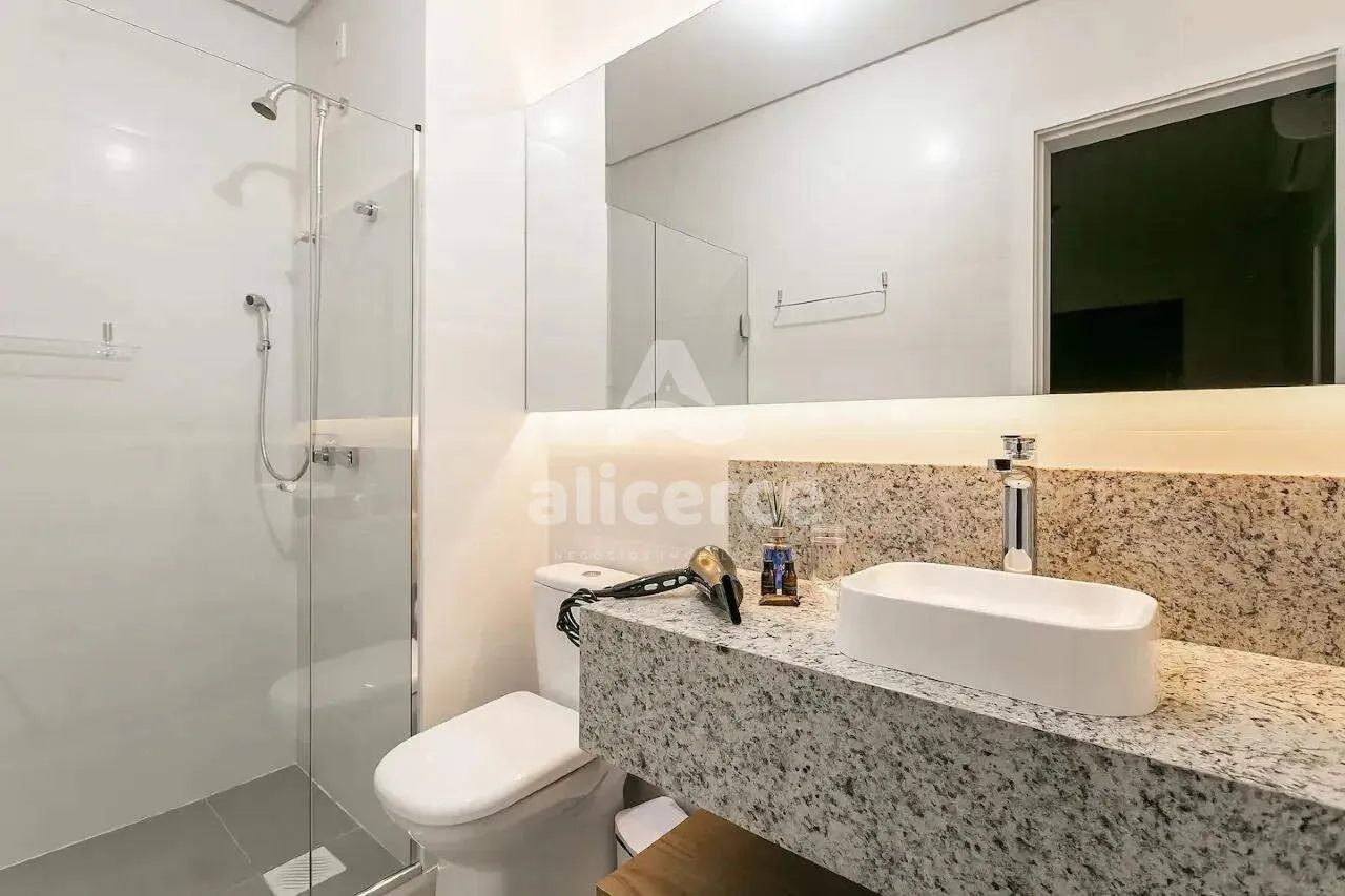 Imagem PRONTO PARA MORAR - Apartamento de 2 Dormitórios l 1 Suíte l Mobiliado l Florianópolis/SC