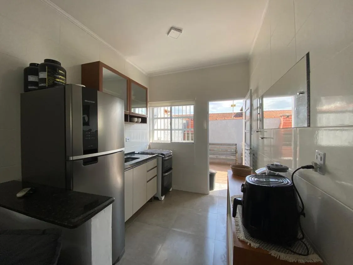 Imagem LINDA CASA EM CONDOMINIO COM PISCINA A 800 METROS DO MAR NO CIBRATEL II EM ITANHAEM