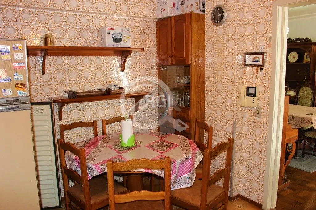 Imagem Exclusividade - Apartamento desocupado, semi-mobiliado, de três dormitórios e uma vaga na garagem ...