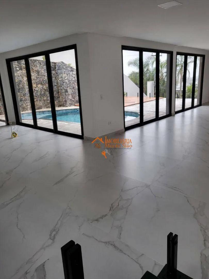 Imagem Sobrado com 3 dormitórios, 350 m² - venda por R$ 3.200.000,00 ou aluguel por R$ 18.000,00/mês - Jardim Imperial Hills III - Arujá/SP