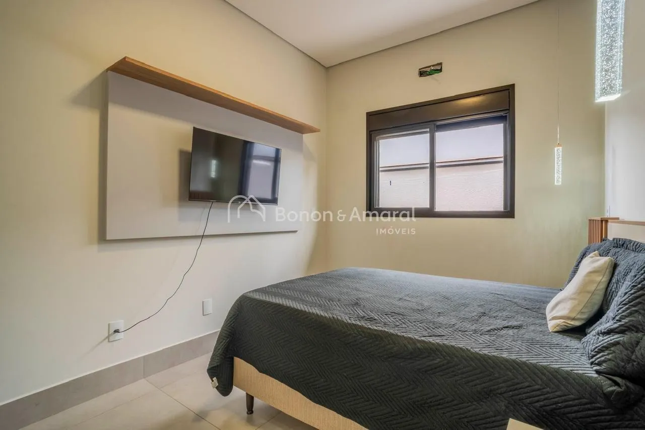 Imagem Casa à venda em condomínio, em Paulínia, 3 suites, closet, lavabo, escritório, 4 vagas, aquecimento solar, piscina com cascata,fino acabamento.