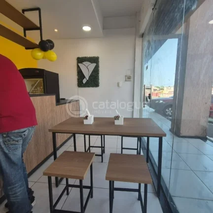 Imagem Repasse de uma Franquia de uma Unidade Crepefay em Ponta Negra- A maior Franquia de Crepes do Mundo/ Aceita Carro