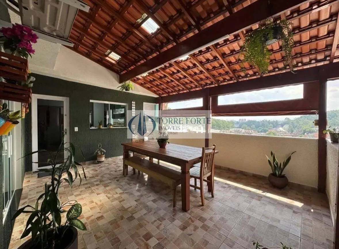 Imagem Linda Casa com 4 dormitorios 3 banheiros 2 vagas em Itaquera.