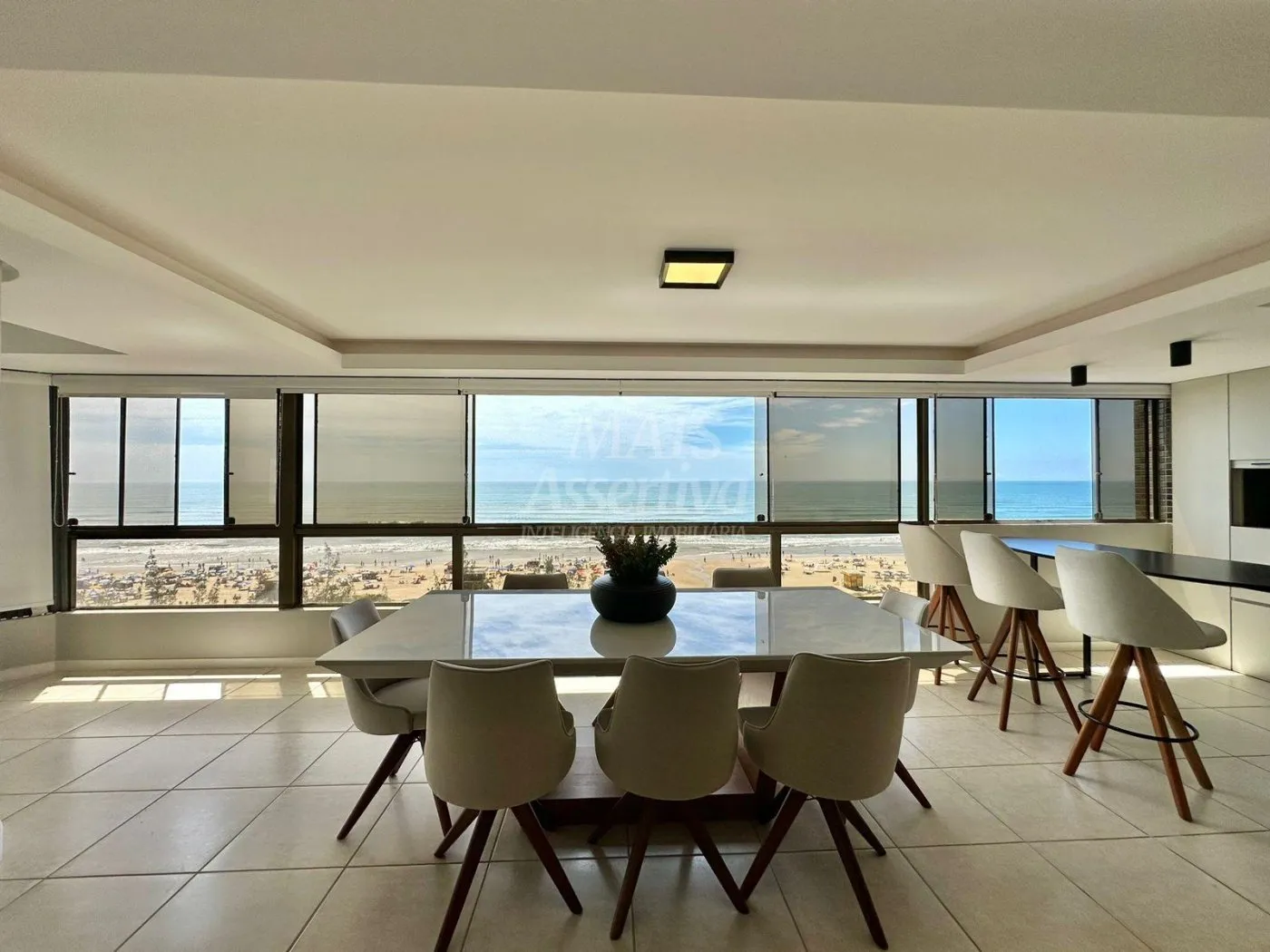 Imagem Excelente apartamento de luxo mobiliado em Capão da Canoa/RS