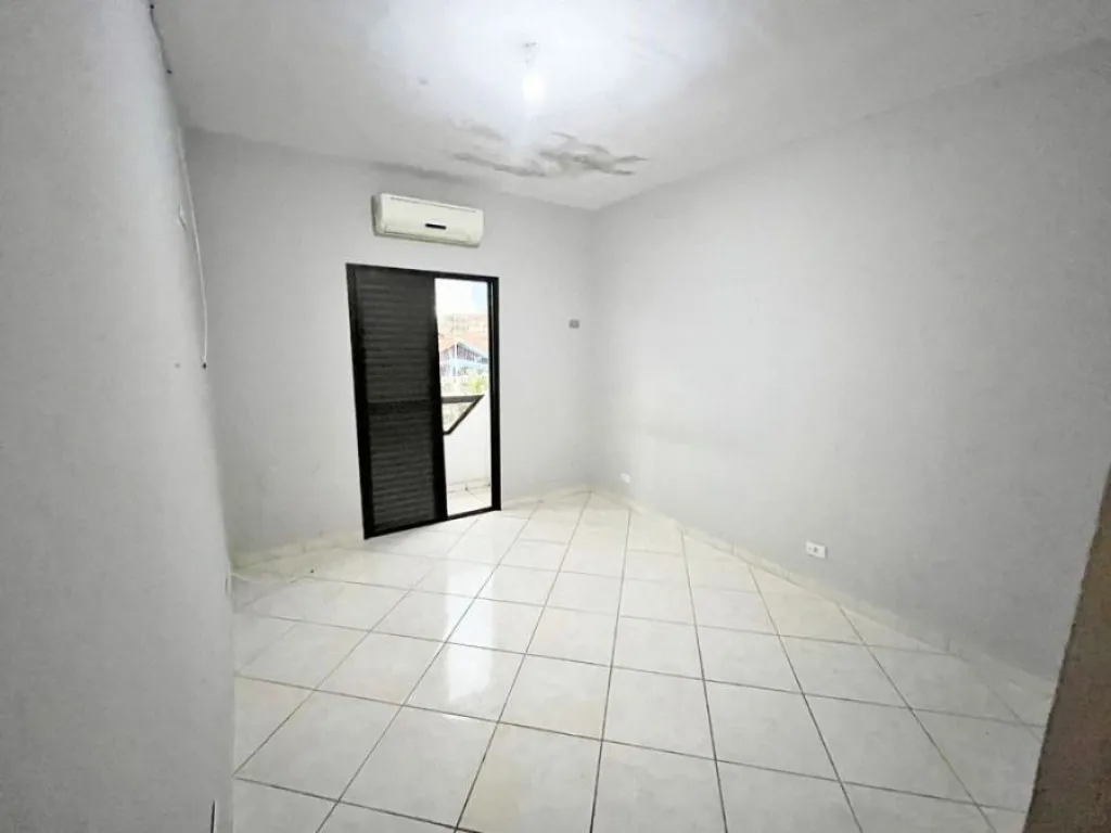 Imagem CASA COM 90,00 m² - GUILHERMINA - PRAIA GRANDE SP