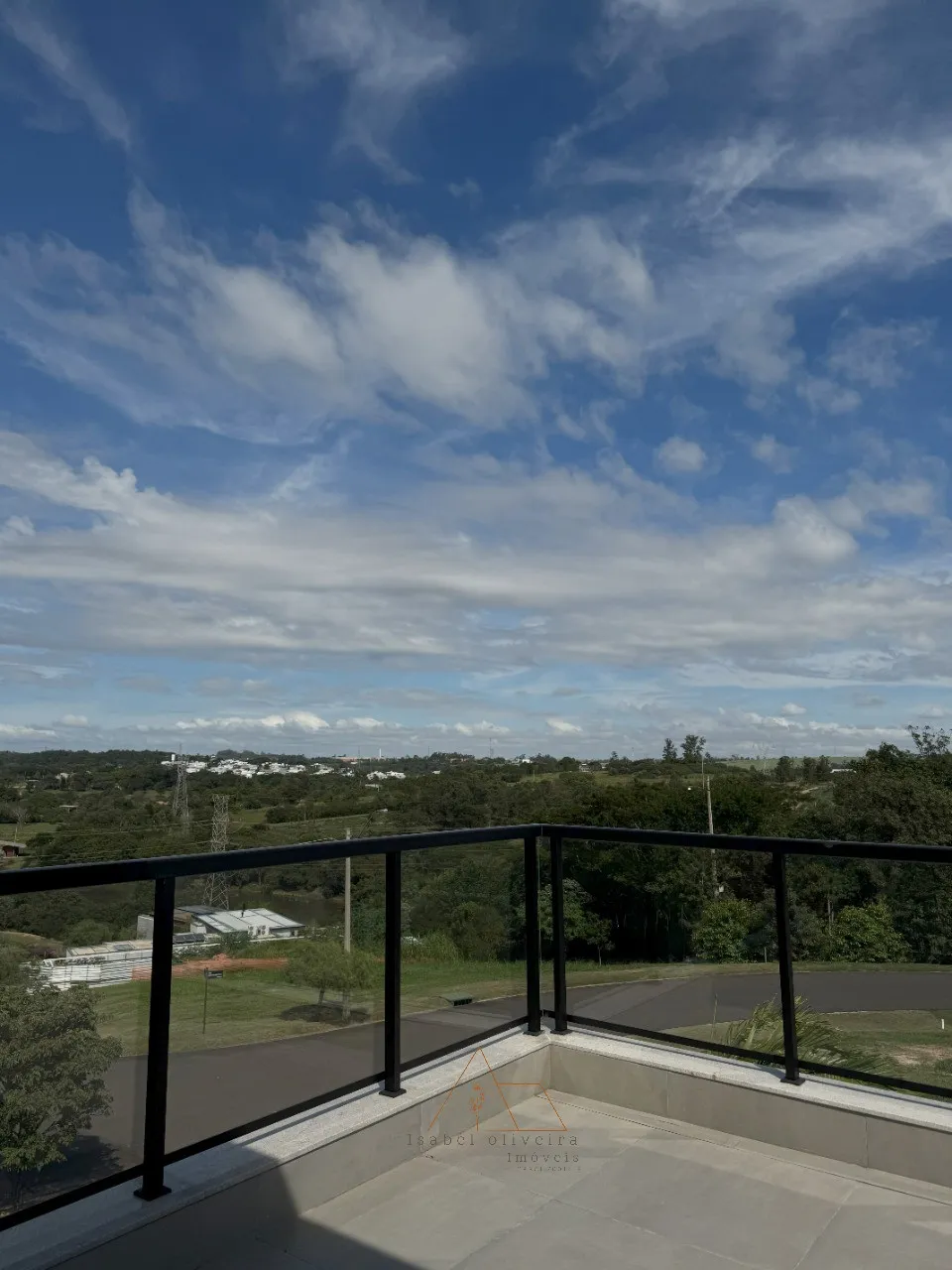 Imagem Venda de Casa de Luxo em Condomínio Fechado em Itu-SP 4 Quartos, 4 Suítes, 2 Salas e 3 Vagas de Garagem