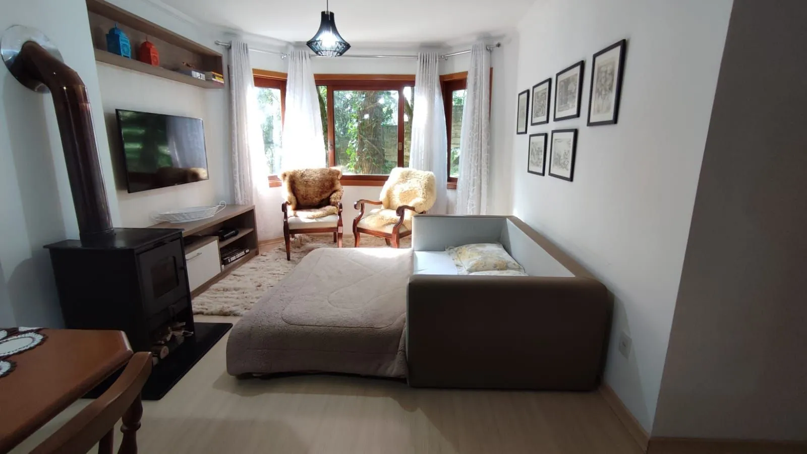 Imagem "Apartamento Mobiliado de 2 Quartos em Gramado RS."