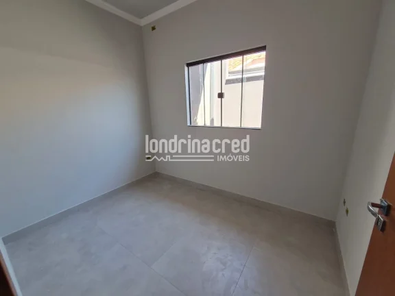 Imagem Casa Geminada na Zona Norte de Londrina – 2 Quartos, Banheiro Social, 80m² Construídos em Terreno de 125m², 1 Vaga de Garagem!
