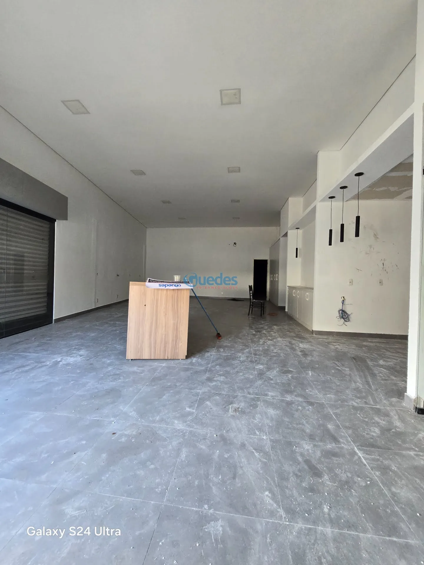 Imagem Loja/Salão na Lapa-SP, 200m², 2 Banheiros, Venda e Locação