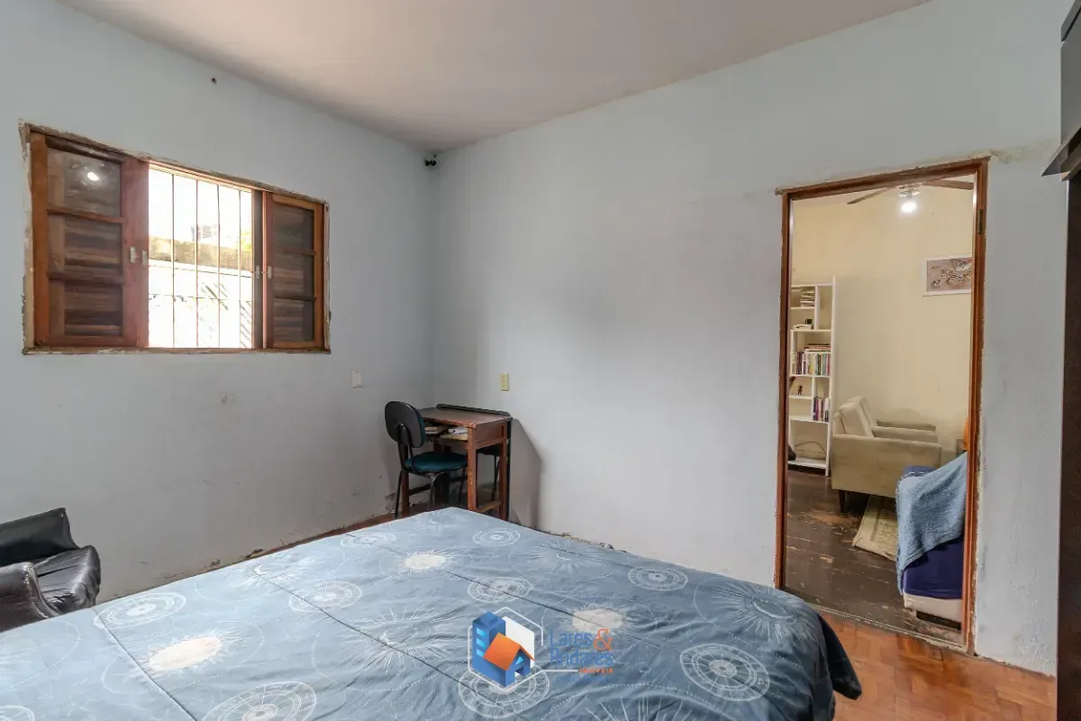 Imagem Casa para venda em Jardim Jabaquara com 8 quartos, sendo 1 suíte, 300m²