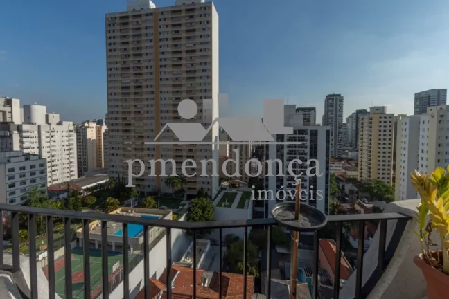 Imagem Apartamento reformado a venda em Pinheiros com 3 quartos e 2 vagas, 105m².