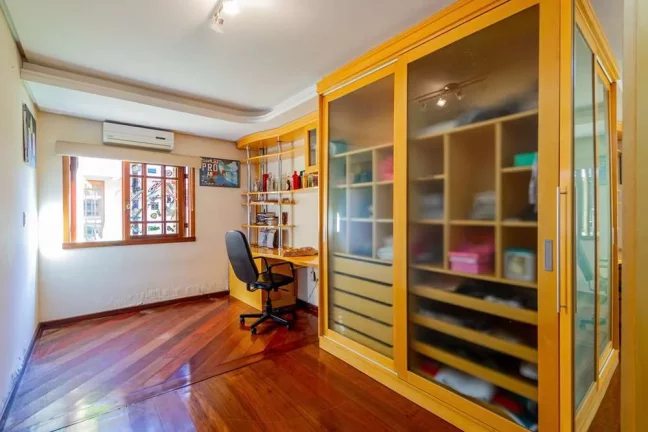 Imagem Casa para venda no bairro Tristeza em Porto Alegre
