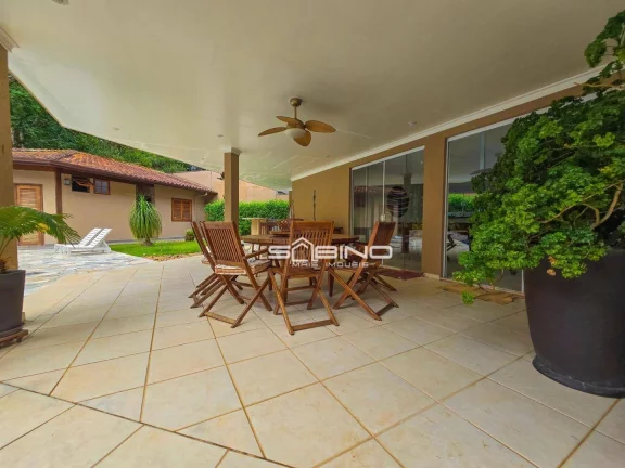 Imagem Belíssima casa à venda, com 5 Dormitórios 3 Suítes 310m2 de área útil - Riviera de São Lourenço - Bertioga S/P