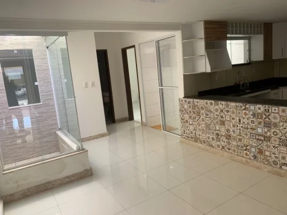 Imagem Casa no sim 5 quartos sendo 2 suites.