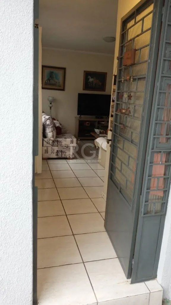 Imagem Casa para Venda - 174m², 3 dormitórios, sendo 1 suites, 3 vagas - Jardim Sabará
