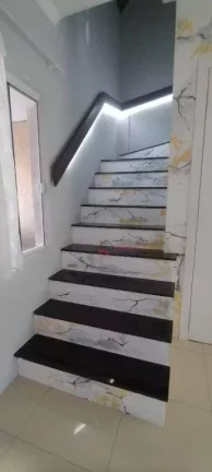 Imagem Sobrado 3 pavimentos à venda - Bairro Fazenda Velha - Araucária PR
