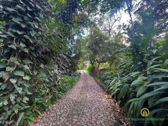 Imagem Cond. dos Arquitetos - Contemporânea e despojada! Uma casa única!