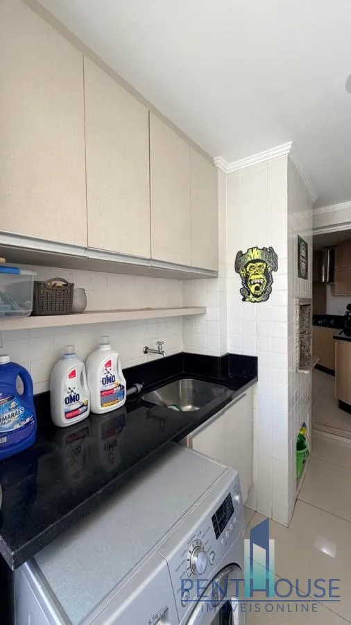 Imagem Apartamento Quadra Mar para Venda em Balneário Camboriú, CENTRO, 3 dormitórios, 1 suíte, 2 banheiros, 2 vagas