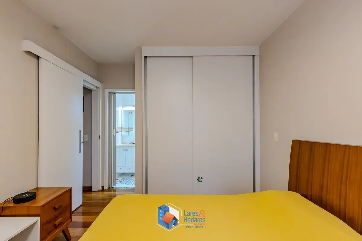 Imagem Apartamento para venda em Pinheiros com 3 quartos, sendo 1 suíte, 122m²