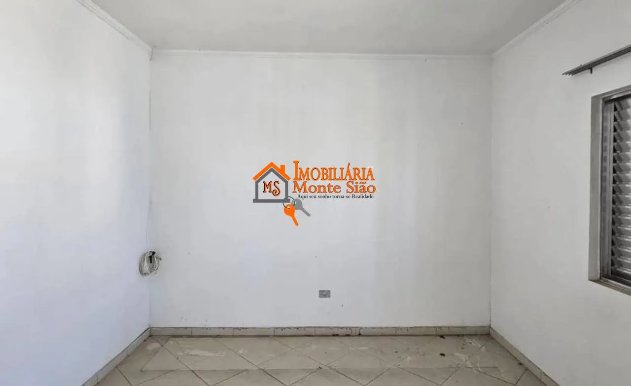 Imagem Sobrado com 2 dormitórios à venda, 242 m² por R$ 750.000,00 - Jardim Vila Galvão - Guarulhos/SP