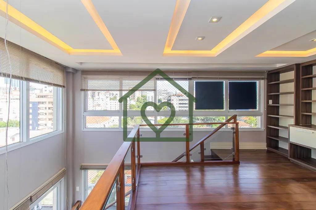 Imagem Cobertura de 109 m², possuindo uma extensão de mais 50m² de mezanino e espaço gourmet, com 1 dor...