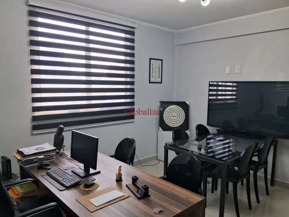 Imagem Escritório de Alto-Padrão mobiliado em Santos na Aparecida na avenida mais comercial do bairro à venda por R$ 375.000,00 ou locação R$ 4.000,00.