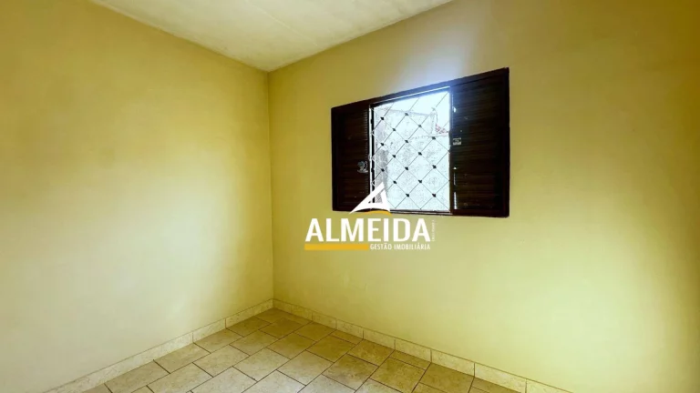Imagem Casa com 3 dormitórios à venda, 100 m² por R$ 250.000,00 - Estádio - Rio Claro/SP