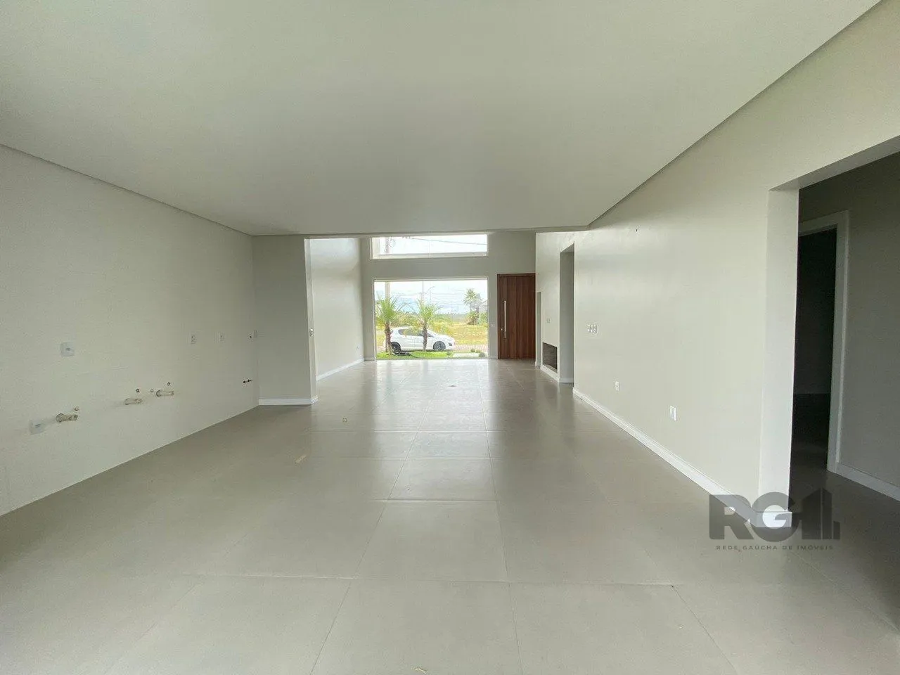 Imagem Casa em condomínio com 3 dormitórios, sendo todos suítes em Torres