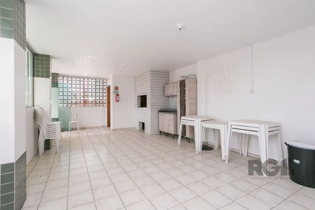 Imagem Apartamento 59m² - 2 dormitórios e 1 vaga no bairro Cavalhada