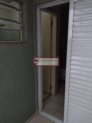 Imagem Sobrado em Interlagos - SP, 3 dormitórios, 1 suíte por R$470 mil - venda